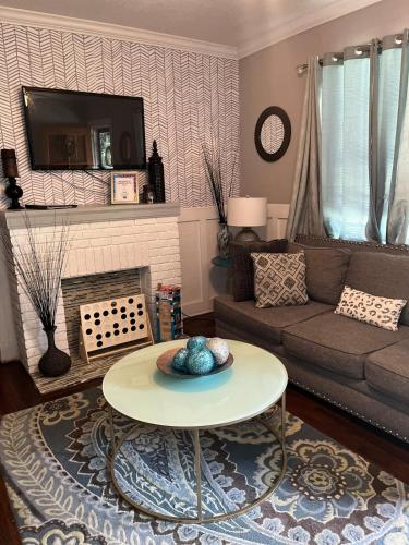 Cozy Home in the Heart of JacksonUMMC Hospital in ฟอนเดรน Cozy Home in the Heart of JacksonUMMC Hospital in ฟอนเดรน