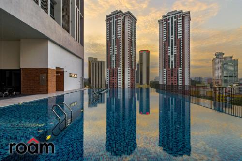 Swimming pool, Chambers Residence, Sunway Putra Mall in Chowkit / Putra WTC Swimming pool, Chambers Residence, Sunway Putra Mall in Chowkit / Putra WTC