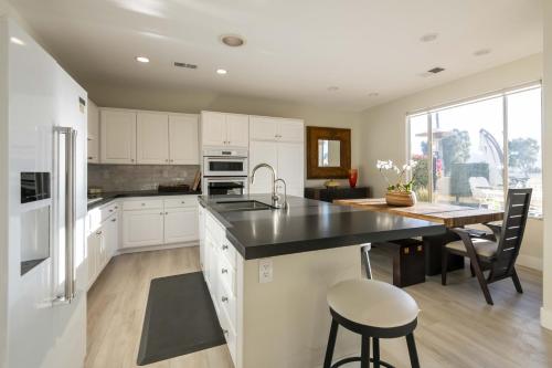 Laguna Retreat 30 Day Minimum home in Tachevah Laguna Retreat 30 Day Minimum home in Tachevah