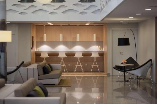 Vestíbulo, NH Pamplona Iruña Park (NH Iruña Park) in Pamplona Vestíbulo, NH Pamplona Iruña Park (NH Iruña Park) in Pamplona