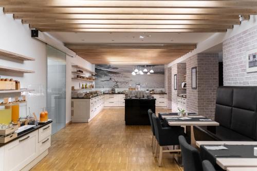 ห้องอาหาร, Shuum Boutique Wellness (dawniej Wellness proVita) in โคโลเบอร์เซก ห้องอาหาร, Shuum Boutique Wellness (dawniej Wellness proVita) in โคโลเบอร์เซก