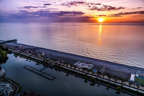 شاطئ, Alliance Palace Batumi in باتومي شاطئ, Alliance Palace Batumi in باتومي