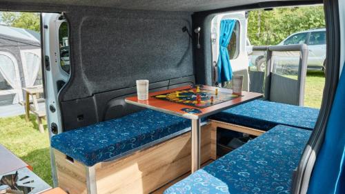 Létesítmények, Happy Campers - Camper van rental in Njardvik Létesítmények, Happy Campers - Camper van rental in Njardvik