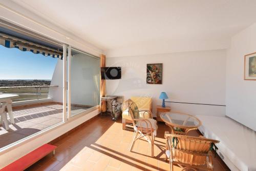 AS4269 - Studio cabine direct sur plage vue mer et parking prive et numerote in Le Grau-du-Roi AS4269 - Studio cabine direct sur plage vue mer et parking prive et numerote in Le Grau-du-Roi
