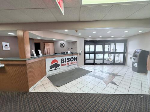 Bison Inn & Suites University Dr in Fargo (ND) Bison Inn & Suites University Dr in Fargo (ND)