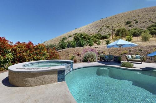 Sun Valley Retreat in คิงซิตี้ (แคลิฟอร์เนีย) Sun Valley Retreat in คิงซิตี้ (แคลิฟอร์เนีย)