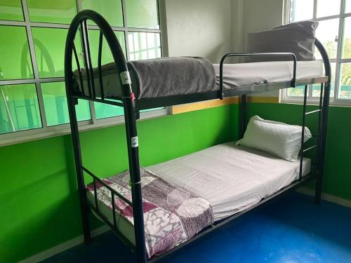 Zackry Guesthouse in Mukim Kedawang Zackry Guesthouse in Mukim Kedawang