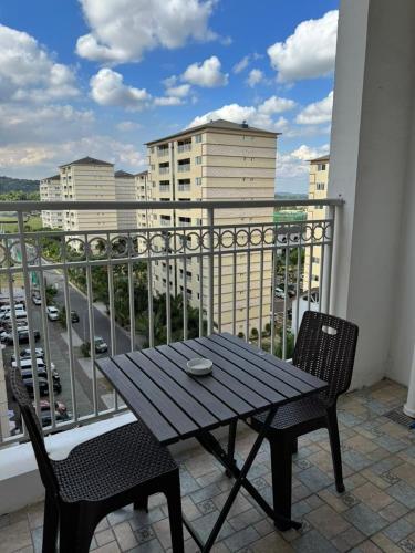 Modern Condo with Pool near Casinos in Clark in Clark Freeport Zone Modern Condo with Pool near Casinos in Clark in Clark Freeport Zone