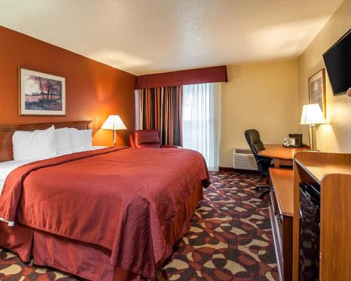 堪薩斯城I-435北凱藝套房酒店-近體育場 (Quality Inn & Suites Kansas City I-435N Near Sports Complex) in 堪薩斯城(MO) 堪薩斯城I-435北凱藝套房酒店-近體育場 (Quality Inn & Suites Kansas City I-435N Near Sports Complex) in 堪薩斯城(MO)