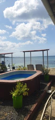 Ofiuras Hostal in โคลอน Ofiuras Hostal in โคลอน