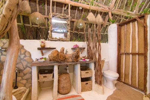 Bathroom, HUHURU House in Watamu Bathroom, HUHURU House in Watamu