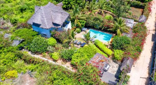 Exterior view, HUHURU House in Watamu Exterior view, HUHURU House in Watamu