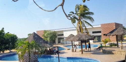 Swimming pool, Camping y pesca Lagos del Urubo in Colinas del Urubo Swimming pool, Camping y pesca Lagos del Urubo in Colinas del Urubo