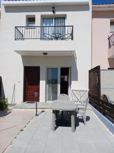 Tranquil in Mandriá Tranquil in Mandriá