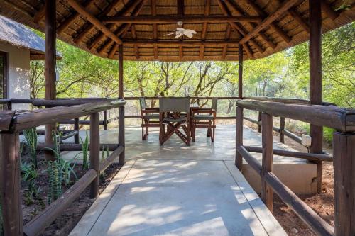 Raptors Lodge in Hoedspruit Raptors Lodge in Hoedspruit