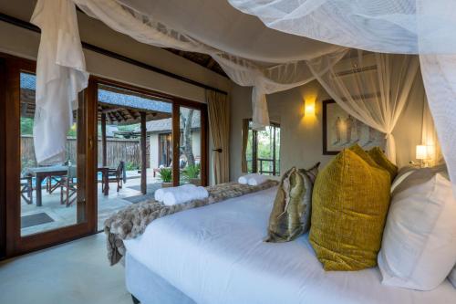 Raptors Lodge in Hoedspruit Raptors Lodge in Hoedspruit