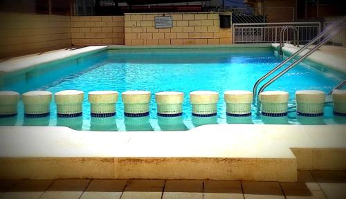 Úszómedence, Playa Daimus 100 m del Mar Piscina Parking in Daimuz Úszómedence, Playa Daimus 100 m del Mar Piscina Parking in Daimuz