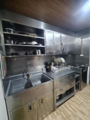 Kitchen, J’s Guest House in Imus Kitchen, J’s Guest House in Imus