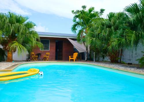 Vistas, Ti Arouman Adorable Guest House with Pool in Remire-Montjoly Vistas, Ti Arouman Adorable Guest House with Pool in Remire-Montjoly