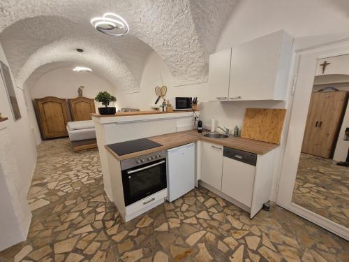 Konyha, Charmantes Brauerei-Altstadtgewölbe (Charmantes Brauerei-Altstadtgewolbe) in Laufen Konyha, Charmantes Brauerei-Altstadtgewölbe (Charmantes Brauerei-Altstadtgewolbe) in Laufen