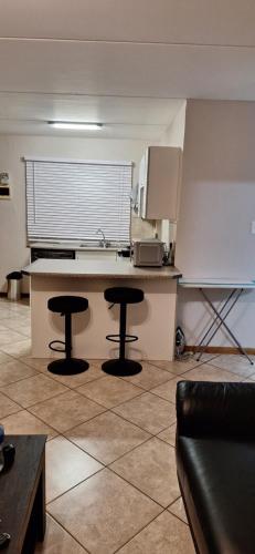 Your Home Away from Home in Sunnyridge Your Home Away from Home in Sunnyridge