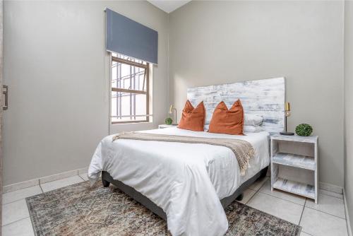 Retro Retreat Parking Wi-Fi Back Up Power