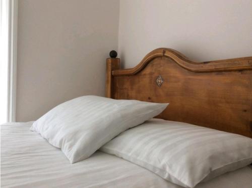 This photo about No24 Ventnor shared on HyHotel.com