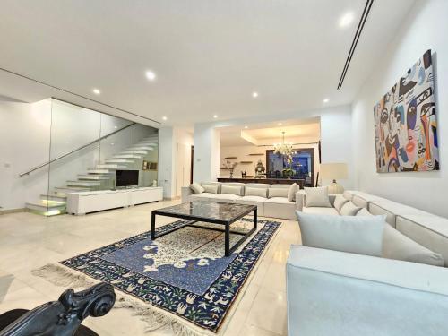 Stylish luxe house with gardens in la Marsa in Sidi Daoud Stylish luxe house with gardens in la Marsa in Sidi Daoud