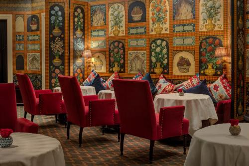 Ресторан, The Carlyle, A Rosewood Hotel in Аппер-Ист-Сайд Ресторан, The Carlyle, A Rosewood Hotel in Аппер-Ист-Сайд