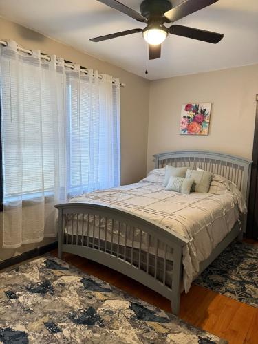 Modern 1BR Outdoor Space & Cozy Vibes in West Elsdon Modern 1BR Outdoor Space & Cozy Vibes in West Elsdon