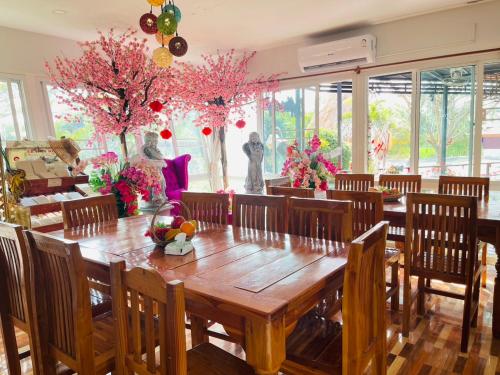 เมืองบัวการ์เด้นท์รีสอร์ท in Kaset Wisai เมืองบัวการ์เด้นท์รีสอร์ท in Kaset Wisai