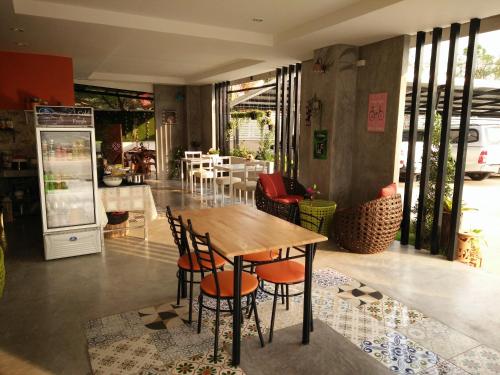 Restaurant, Le Park 23 Boutique Resort in Roi Et Restaurant, Le Park 23 Boutique Resort in Roi Et