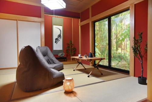 Bilik tetamu, 山斎ー勝山市の最北端に佇む一棟貸しの宿- in Katsuyama Bilik tetamu, 山斎ー勝山市の最北端に佇む一棟貸しの宿- in Katsuyama