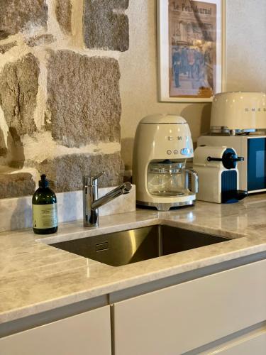 Cottage de charme & jardin fabuleux à 800m de la mer - Maison Melchior (Cottage de charme & jardin fabuleux a 800m de la mer - Maison Melchior) in Les Pieux Cottage de charme & jardin fabuleux à 800m de la mer - Maison Melchior (Cottage de charme & jardin fabuleux a 800m de la mer - Maison Melchior) in Les Pieux