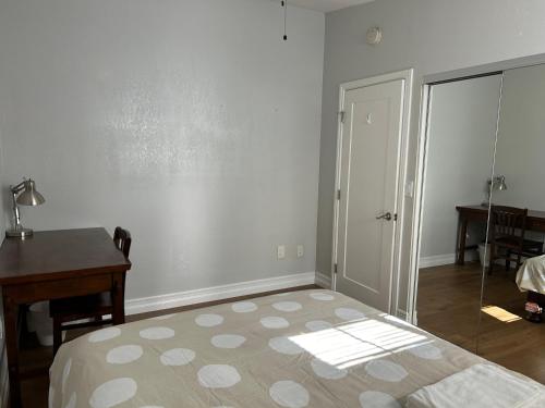 San Diego Homestay A in Serra Mesa San Diego Homestay A in Serra Mesa