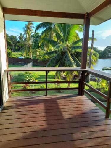 Balkon/teras, Te Mana Lodge iti in Afaahiti Balkon/teras, Te Mana Lodge iti in Afaahiti