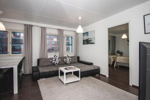 Cozy apartment near Metro Station in Marjaniemi Cozy apartment near Metro Station in Marjaniemi