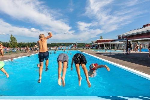 泳池, First Camp Sunne - Fryksdalen in 蘇尼 泳池, First Camp Sunne - Fryksdalen in 蘇尼