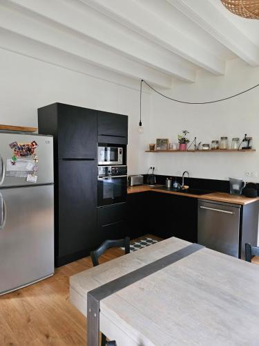 Maison spacieuse avec piscine sans vis a vis 8 pers in Vouille Maison spacieuse avec piscine sans vis a vis 8 pers in Vouille