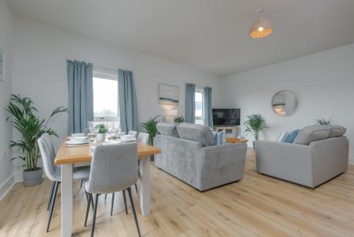 StarHost Residences - Spacious 2-bed Apartment in Newbury