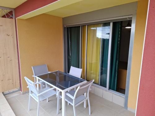 陽台/露台, Appartement NANA-B21-La terrasse in 凱宴 陽台/露台, Appartement NANA-B21-La terrasse in 凱宴