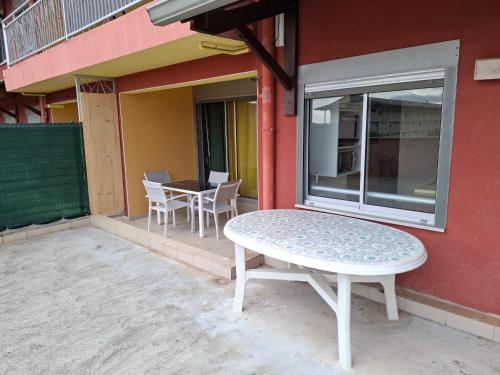 陽台/露台, Appartement NANA-B21-La terrasse in 凱宴 陽台/露台, Appartement NANA-B21-La terrasse in 凱宴