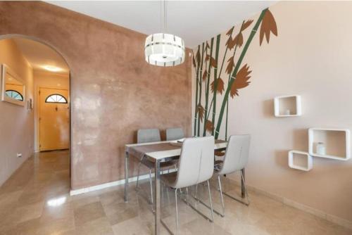 Las mimosas in Arroyo de La Miel Las mimosas in Arroyo de La Miel