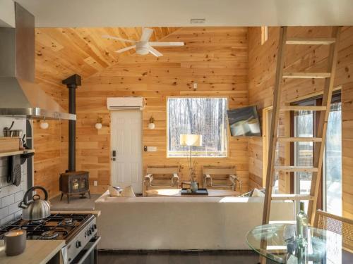 Modern Rustic Tiny Home in the Catskills in รอสโค(นิวยอร์ก) Modern Rustic Tiny Home in the Catskills in รอสโค(นิวยอร์ก)