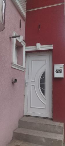 Small Apartment PRIVATE bathroom STRONG WI-FI in Voždovac Small Apartment PRIVATE bathroom STRONG WI-FI in Voždovac
