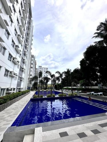 City View Condo Near Fuente Osmeña (2-5 pax)