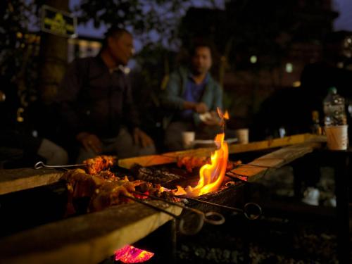 HOTEL FORESTWAY Hostel & Backpackers in Pokhara HOTEL FORESTWAY Hostel & Backpackers in Pokhara