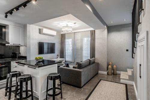فندق إينا بوتيك (Ena Boutique Hotel) in كومباهتشا فندق إينا بوتيك (Ena Boutique Hotel) in كومباهتشا