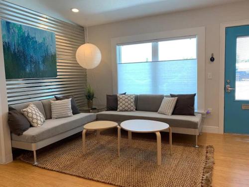 Family Friendly 2BR Villa in Downtown - 1 Block Walk to the Beach in Cocoa Beach (Florida) Family Friendly 2BR Villa in Downtown - 1 Block Walk to the Beach in Cocoa Beach (Florida)