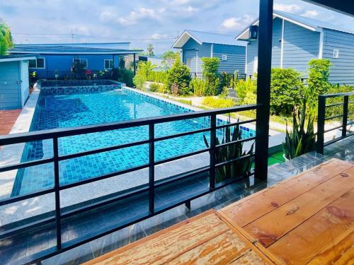 Swimming pool, ฟ้ารีสอร์ต FAH Resort in Cha-am Swimming pool, ฟ้ารีสอร์ต FAH Resort in Cha-am
